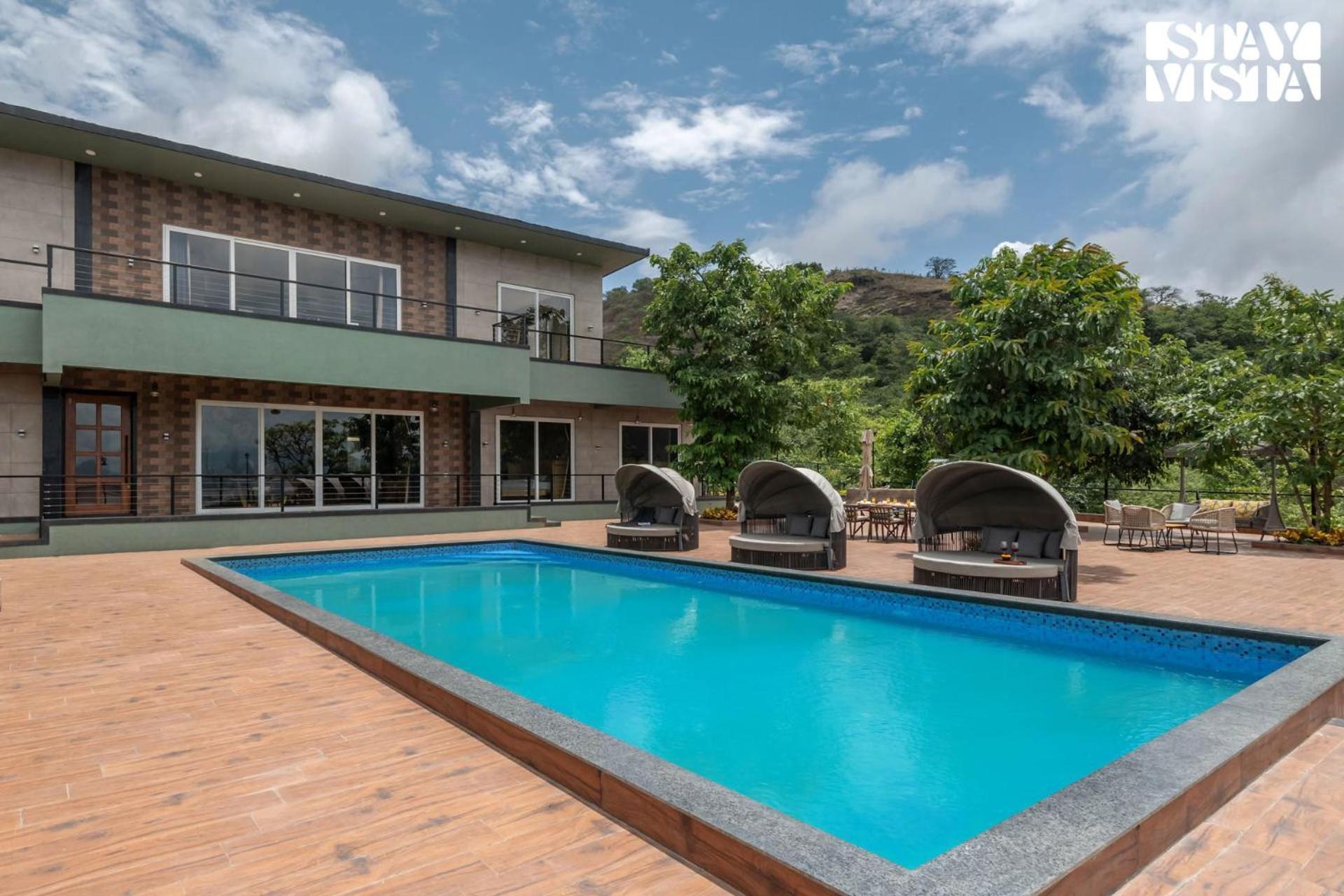 Stayvista At La Nirvana With Pool, Music Speaker & Indoor-Outdoor Game Lonavla Zewnętrze zdjęcie